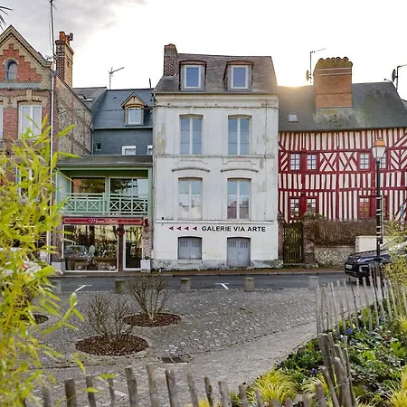 La Maison De Pierre Et Valerie St Leonard * Honfleur